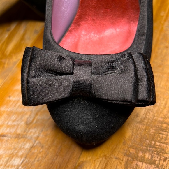 Maker’s black faux suede with a bow - Picture 7 of 10